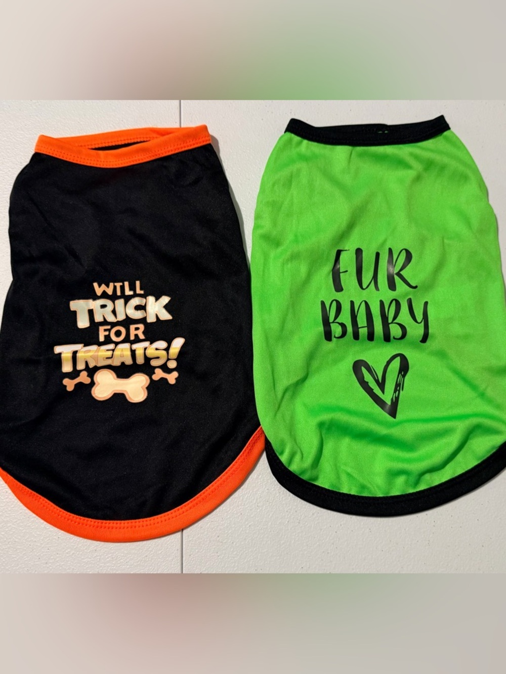 🥳 2 for $15 🥳 2 pc Dog Tank Pet Graphic T-Shirts Sz M